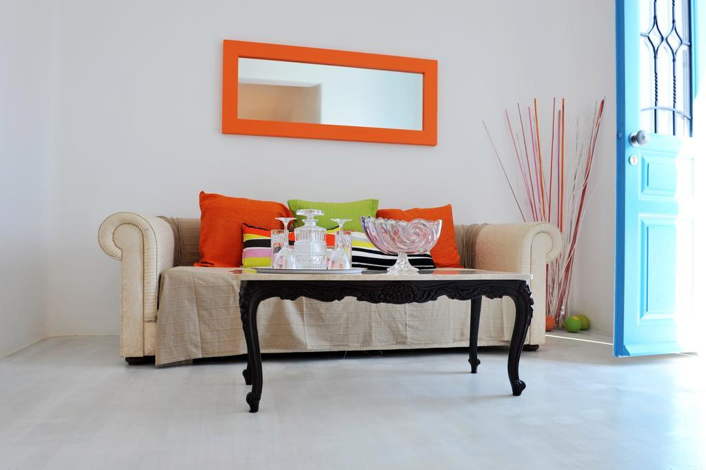 Eiriana Luxury Suites Plaka  Room photo