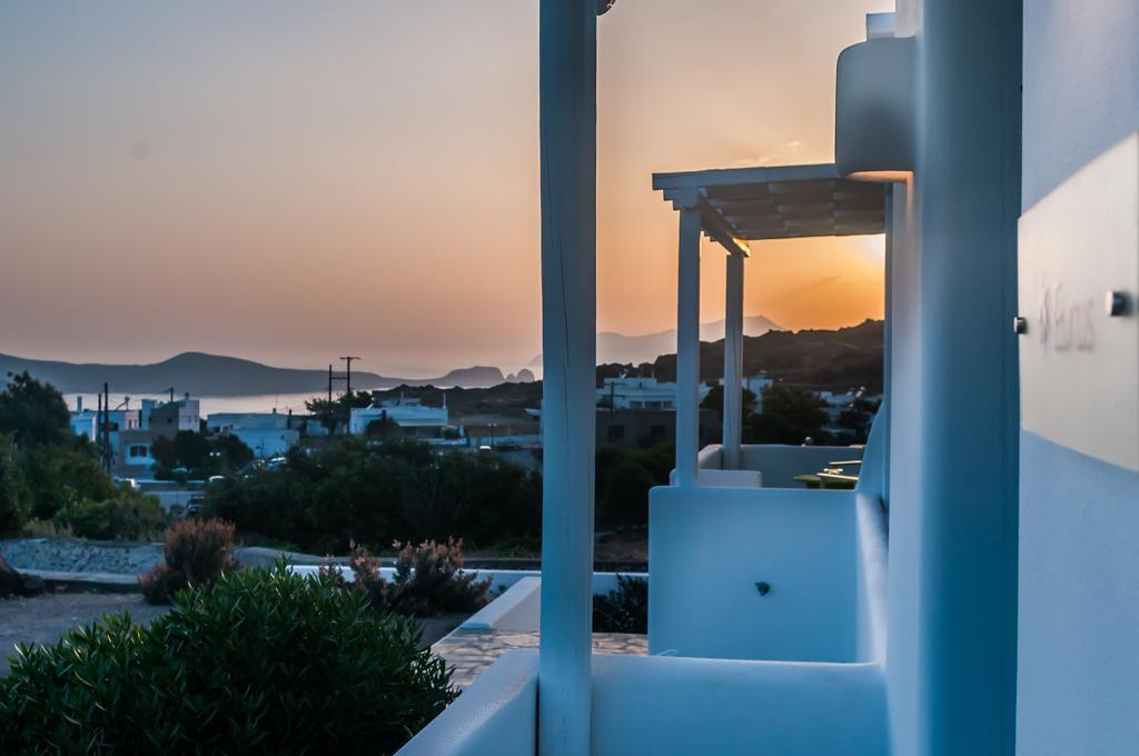 Eiriana Luxury Suites Plaka  Exterior photo