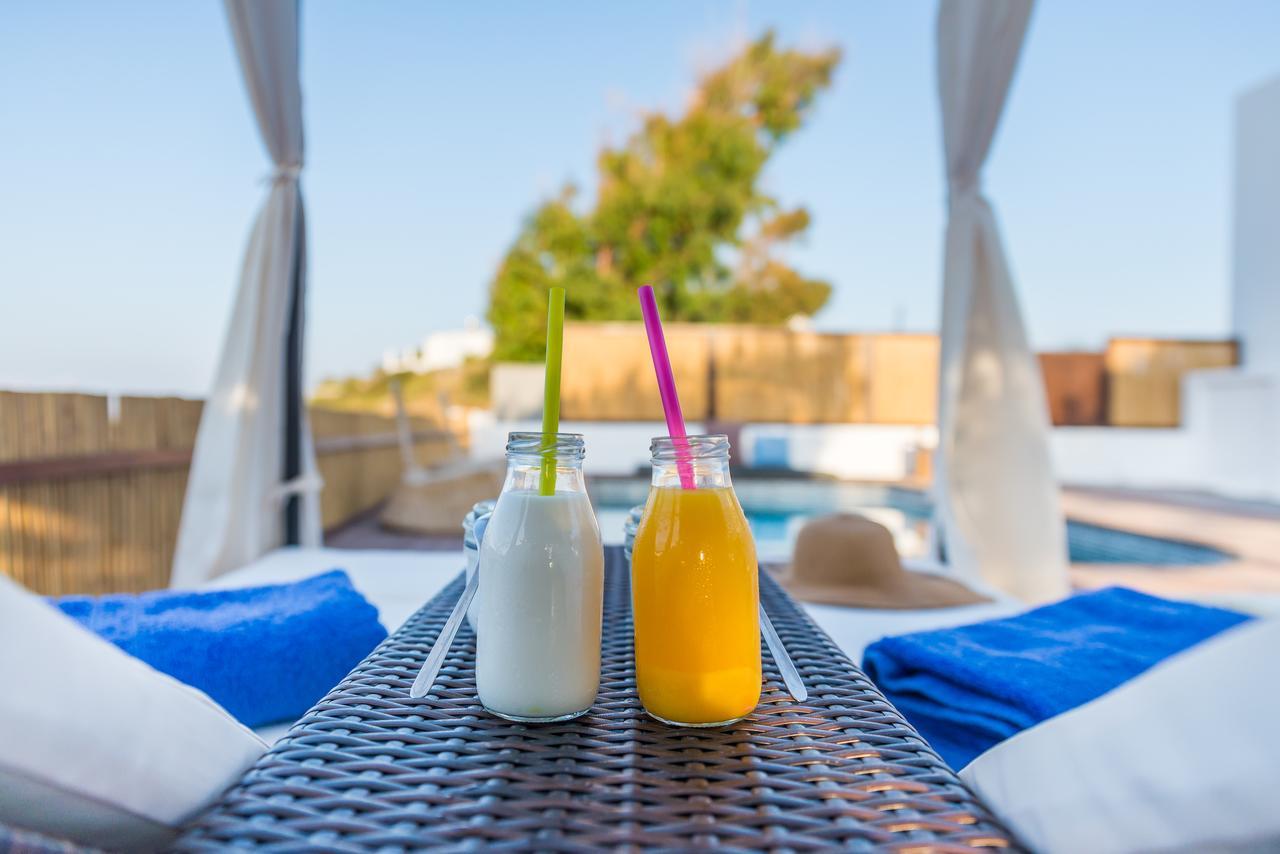Eiriana Luxury Suites Plaka  Exterior photo